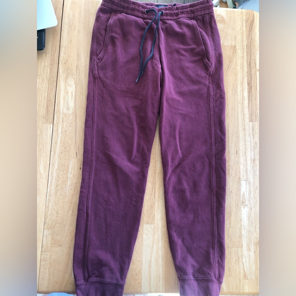 Levi’s 100% cotton joggers. Size S. Or Youth 14/16